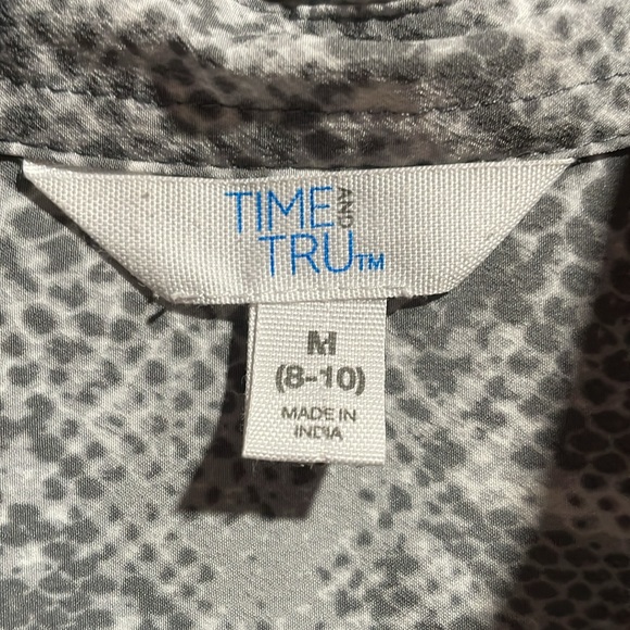 Snakeskin Time & Tru Button Up Size Medium 8/10 - Picture 2 of 6